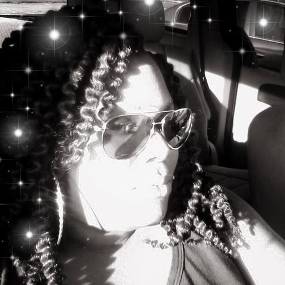 Meet your Posher, Mo - Picture 1 of 1